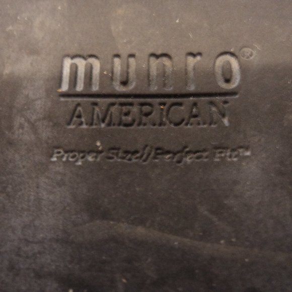 Munro American Women's Size 11 Shoes Loafers Flats Shiny Black Slip On - Picture 10 of 11